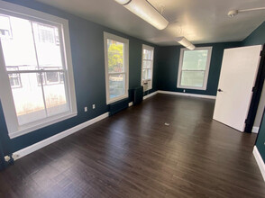 230 Grand Ave, Oakland, CA en alquiler Foto del interior- Imagen 1 de 2