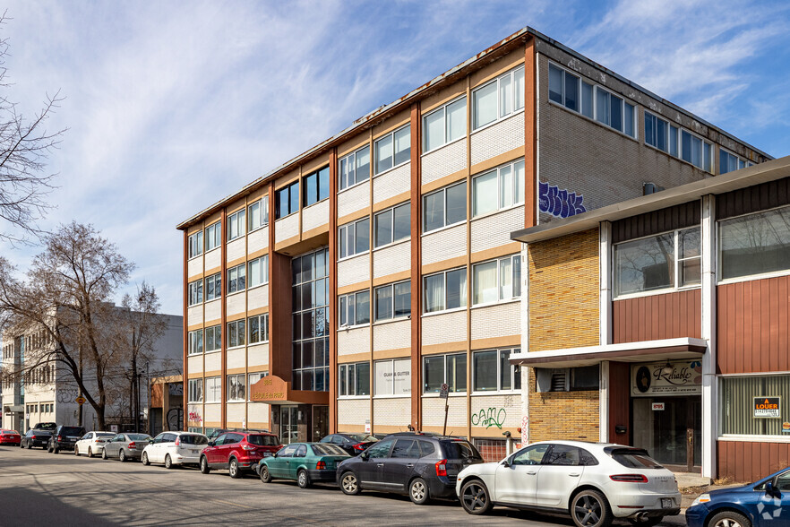 8815 Av Du Parc, Montréal, QC en venta - Foto principal - Imagen 1 de 1