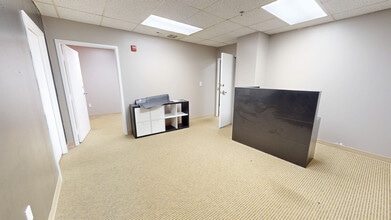 7777 Leesburg Pike, Falls Church, VA en alquiler Foto del interior- Imagen 2 de 4