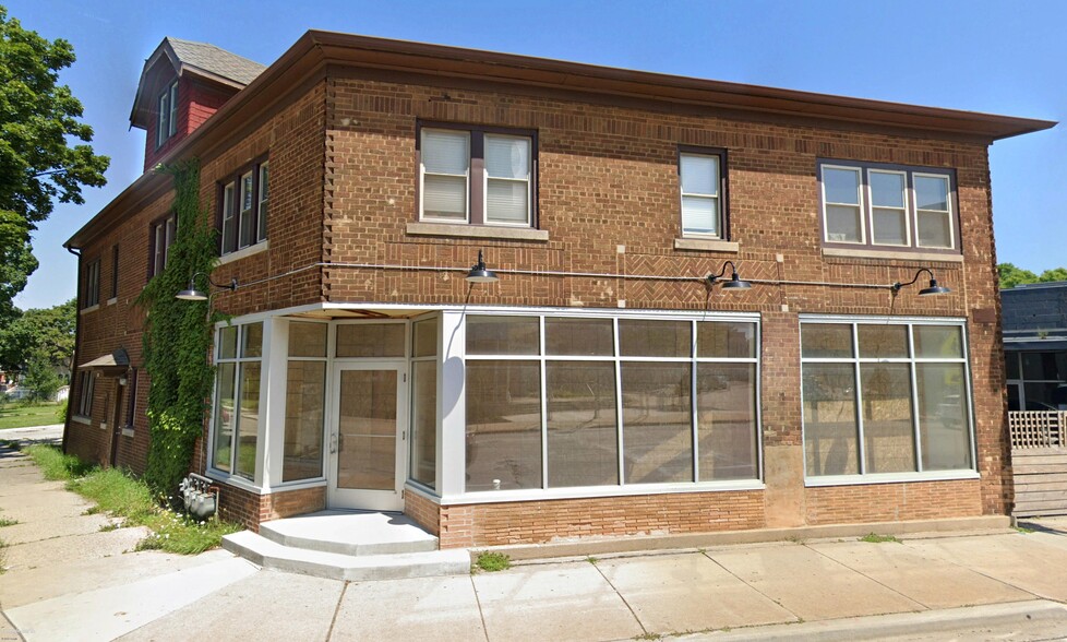 4842 W Lisbon Ave, Milwaukee, WI en venta - Foto del edificio - Imagen 1 de 3