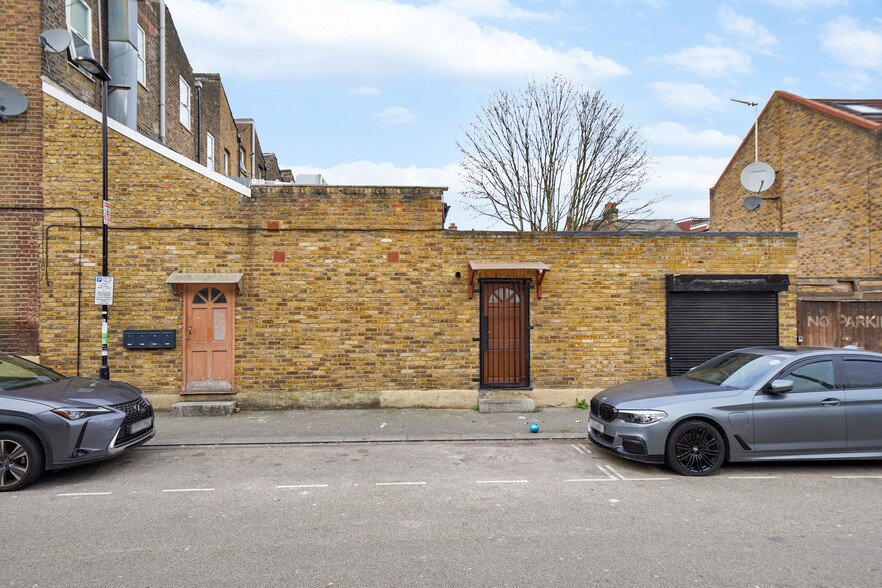 292 High Road Leyton, London en venta - Foto del edificio - Imagen 3 de 26