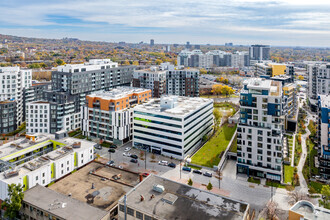 5000 Rue Buchan, Montréal, QC - VISTA AÉREA  vista de mapa