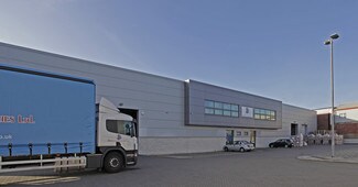 Más detalles de Dencora Way, Luton - Nave en alquiler