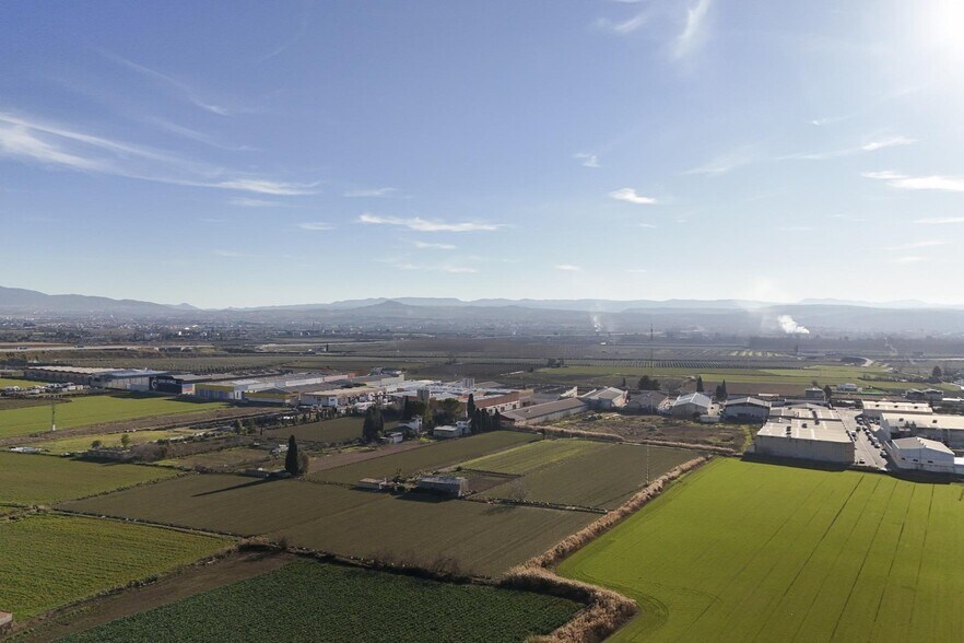 Camino del Jueves, Atarfe, Granada en venta - Foto del edificio - Imagen 3 de 28