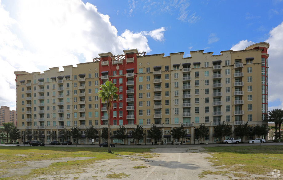 410 Evernia St, West Palm Beach, FL en alquiler - Foto del edificio - Imagen 3 de 68