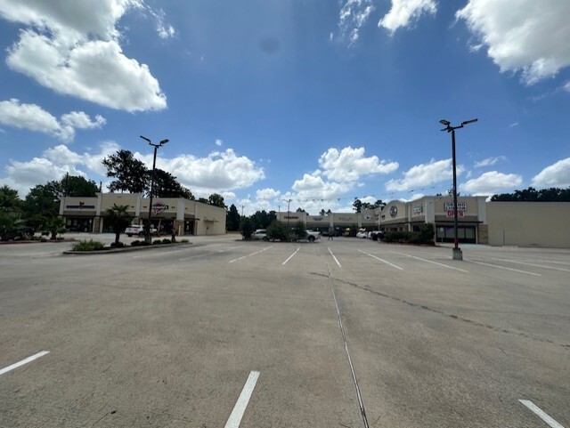 28910 Hardin Store Rd, Magnolia, TX en venta - Foto del edificio - Imagen 2 de 11