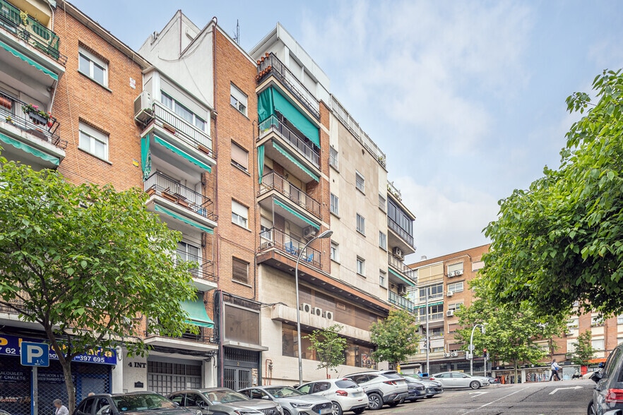 Calle Alcalá, 332, Madrid, Madrid en venta - Foto del edificio - Imagen 2 de 4