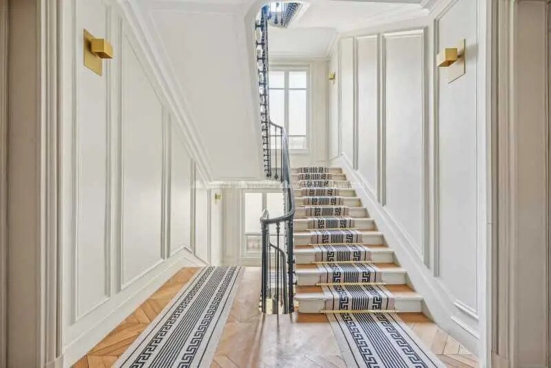 7 Square Du Roule, Paris en alquiler Foto del interior- Imagen 1 de 4