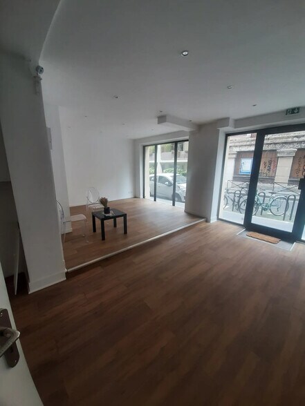 8 Rue Tesson, Paris en venta - Foto del interior - Imagen 2 de 7