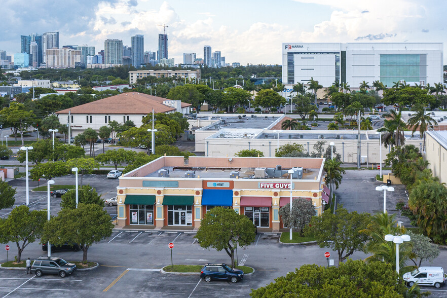 1800-1940 SE Cordova Rd, Fort Lauderdale, FL en alquiler - Foto del edificio - Imagen 3 de 5