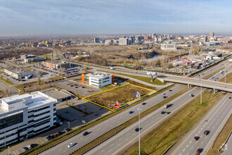 Pl Louis-R.-Renaud, Laval, QC - VISTA AÉREA  vista de mapa - Image1