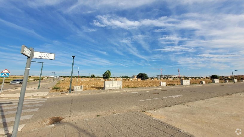 Avenida Castilla la Mancha, Marchamalo, Guadalajara en venta Foto principal- Imagen 1 de 1