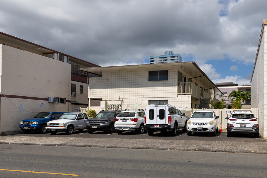 1240 Young St, Honolulu, HI en venta - Foto del edificio - Imagen 1 de 25