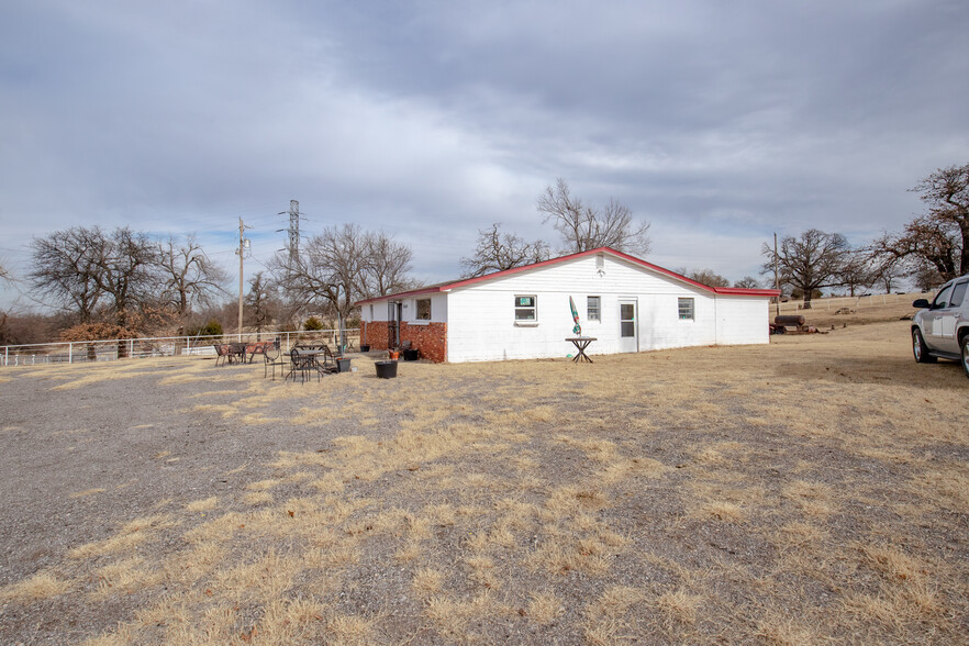 8604 N Sooner Rd, Oklahoma City, OK en venta - Foto del edificio - Imagen 3 de 26