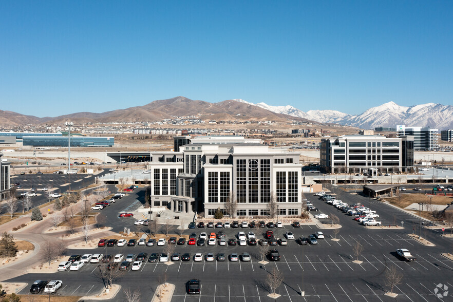 3300 Ashton Blvd, Lehi, UT en alquiler - Foto del edificio - Imagen 2 de 2