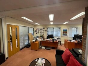 2401 Stratford Rd, Hockley Heath en venta Foto del interior- Imagen 2 de 3