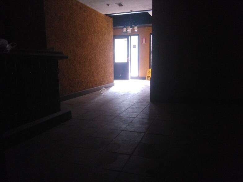 Local en Cáceres, Cáceres en alquiler - Foto del edificio - Imagen 3 de 18