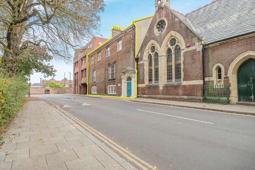 15 Chapel Field, Norwich en venta - Foto del edificio - Imagen 1 de 8