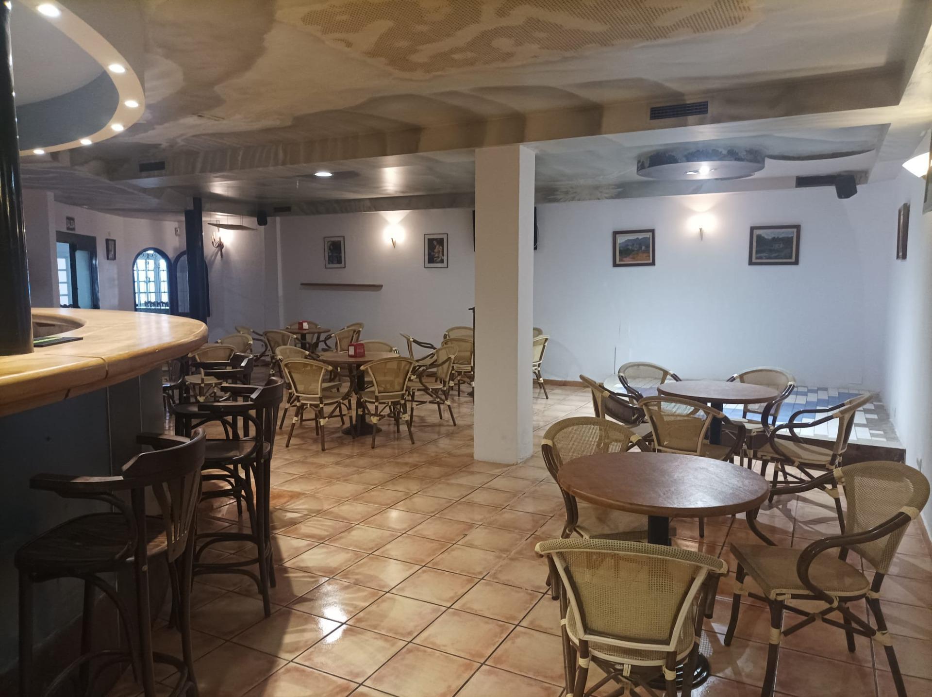 Edificio residencial en Roses, Gerona en venta Foto principal- Imagen 1 de 4