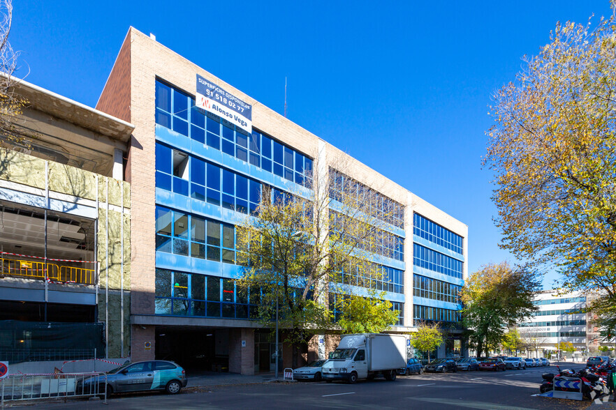 Oficinas en Madrid, MAD en alquiler - Foto del edificio - Imagen 2 de 2