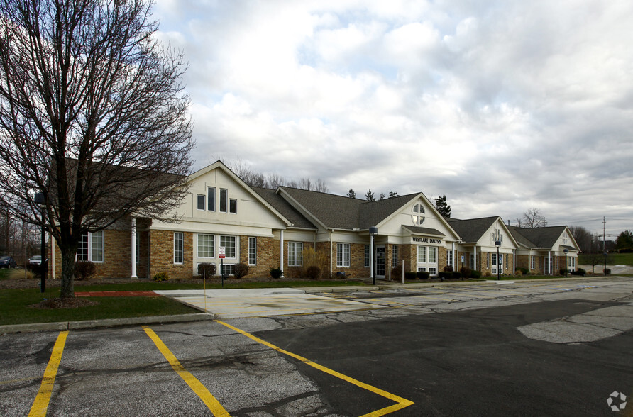 26016 Detroit Rd, Westlake, OH en alquiler - Foto del edificio - Imagen 2 de 10