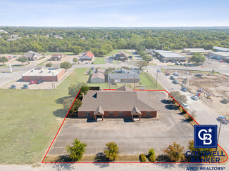 Más detalles para 302 Lincoln Park Dr, Cleburne, TX - Oficinas en venta