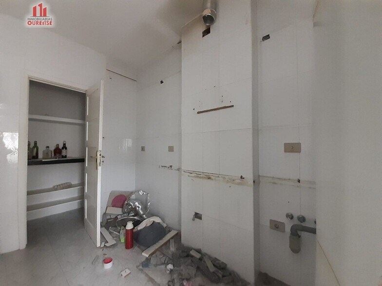 Nave en O Carballiño, Orense en venta - Foto del edificio - Imagen 3 de 37