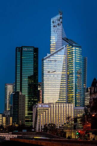 Más detalles de 1-2 Place Des Saisons, Courbevoie - Oficina en alquiler