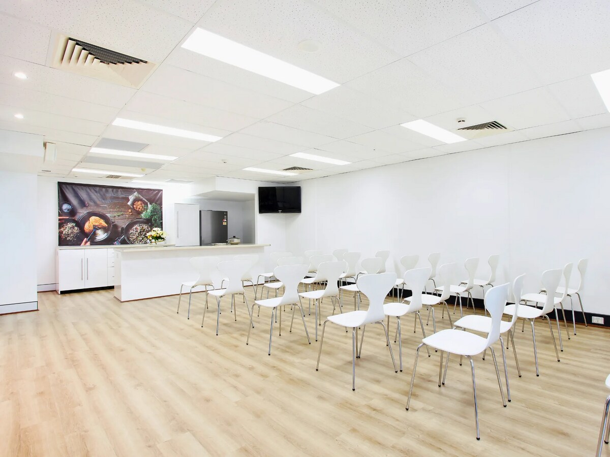 31-33 Chaplin Dr, Lane Cove West, NSW 2066 - Unidad 5 - - Foto del interior - Image 2 of 5