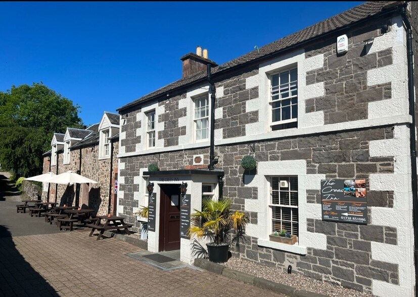 Main St, Perth en venta - Foto del edificio - Imagen 1 de 14