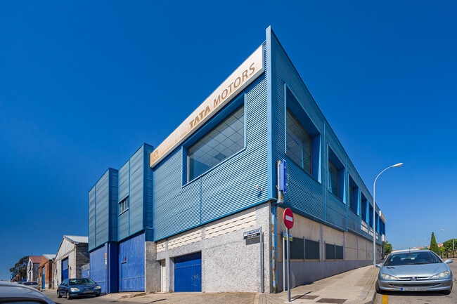 Más detalles de Calle de San Juan, 35, Fuenlabrada - Nave en venta