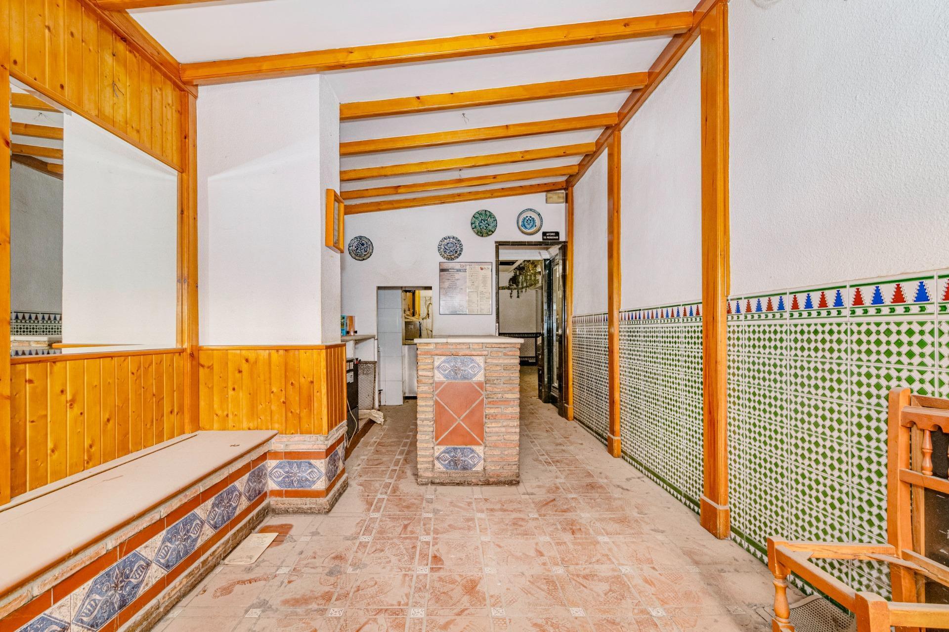 Local en Granada en venta Foto del edificio- Imagen 1 de 30