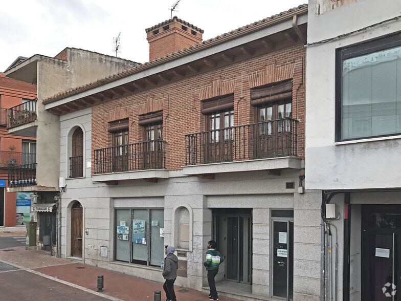 Plaza Del Pueblo, 13, Colmenar Viejo, Madrid en alquiler - Foto principal - Imagen 1 de 2