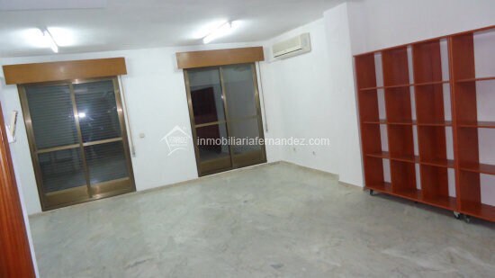 Oficina en Cáceres, Cáceres en alquiler - Foto del edificio - Imagen 1 de 5