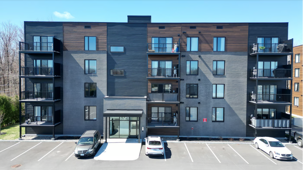 332 Du Comté, St-Zotique, QC en venta - Foto del edificio - Imagen 1 de 5