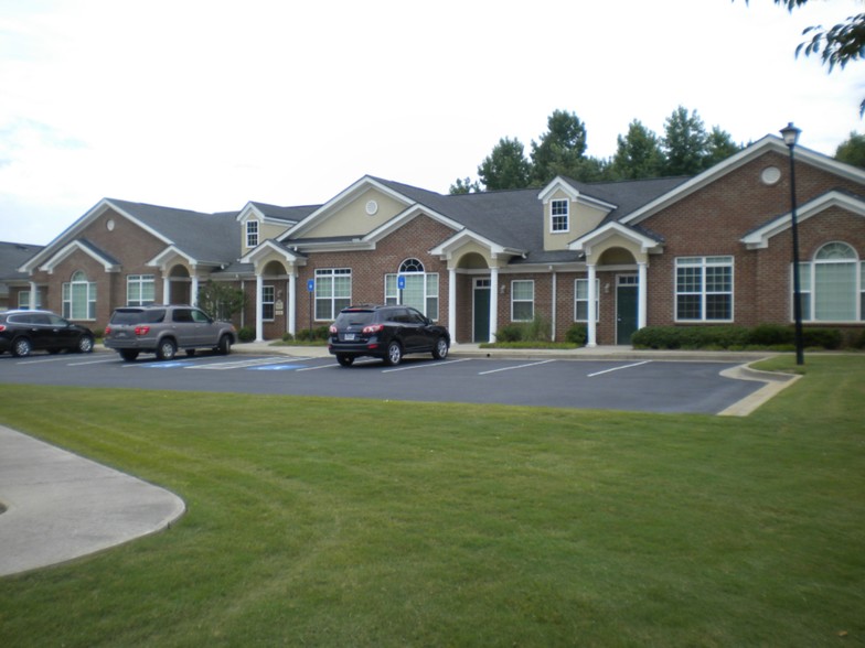 1855 Lockeway Dr, Alpharetta, GA en alquiler - Foto del edificio - Imagen 3 de 7