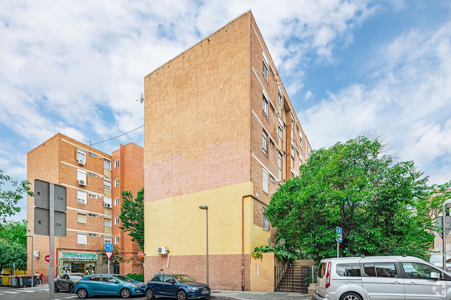 Edificio residencial en Madrid, Madrid en venta - Foto principal - Imagen 1 de 2