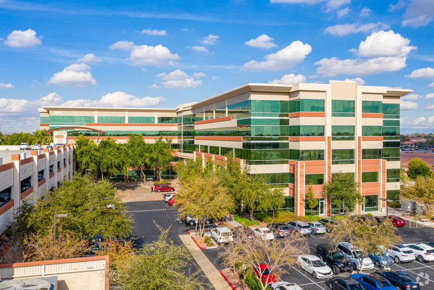 3075 W Ray Rd, Chandler, AZ en alquiler - Foto del edificio - Imagen 2 de 9