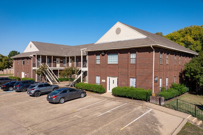 Más detalles de 650 S Edmonds Ln, Lewisville, TX - Oficina para subasta