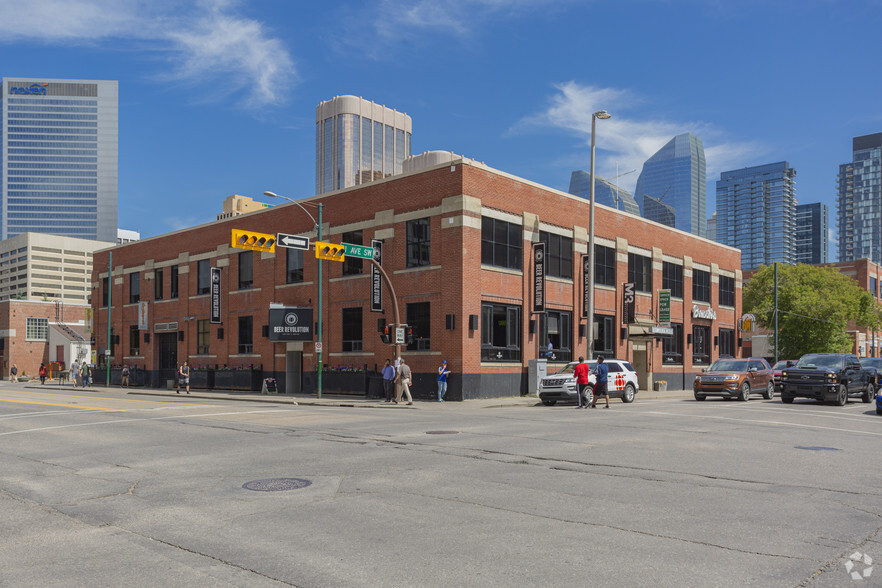 838 11 Av SW, Calgary, AB en alquiler - Foto del edificio - Imagen 3 de 7