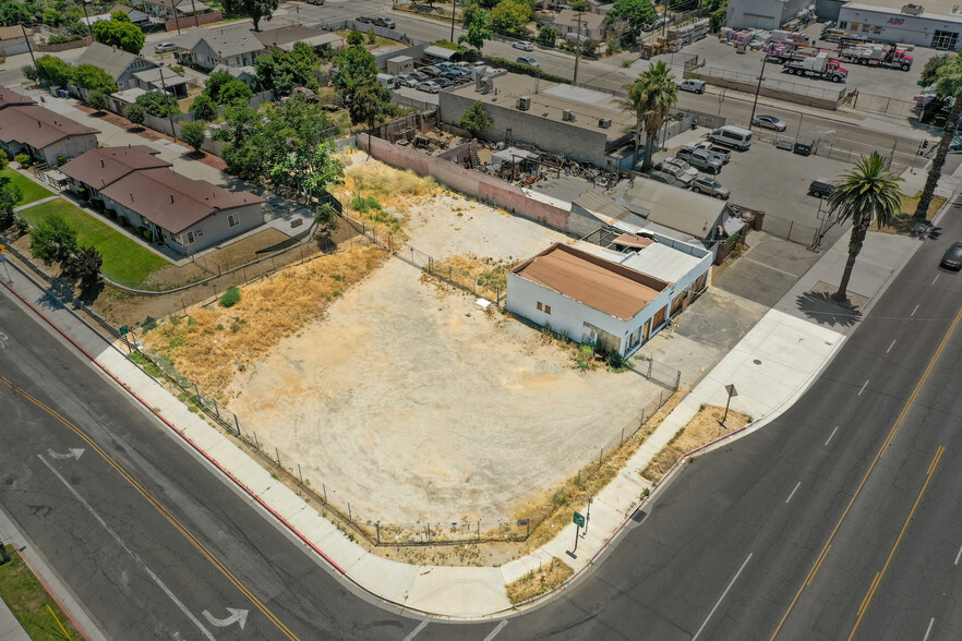 2350 N Main St, Riverside, CA en venta - Foto del edificio - Imagen 1 de 16