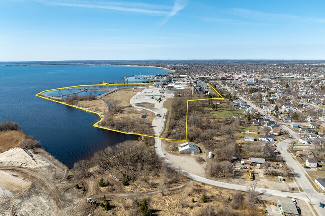 Más detalles de 416 Ford Ave, Alpena, MI - Hoteles y hospedaje en venta