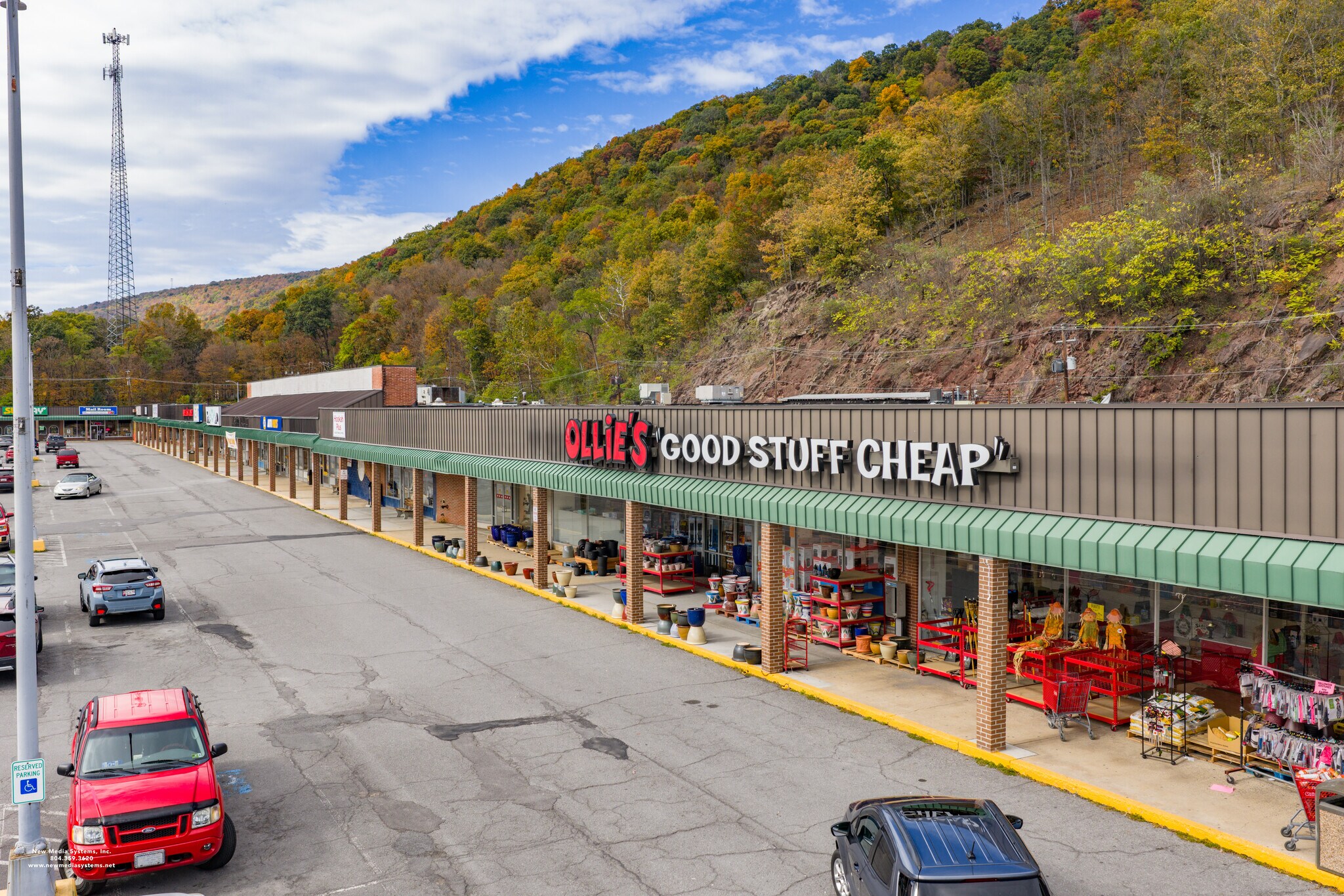 Ollie’s-Anchored Neighborhood Center cartera de 4 inmuebles en venta en LoopNet.es Foto del edificio- Imagen 1 de 33