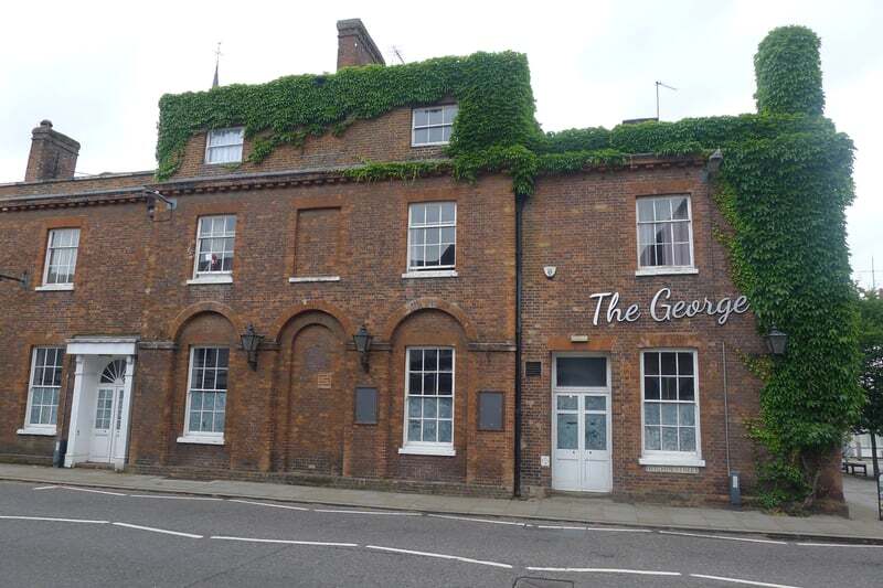 2 Hitchin St, Baldock en alquiler - Foto principal - Imagen 1 de 3