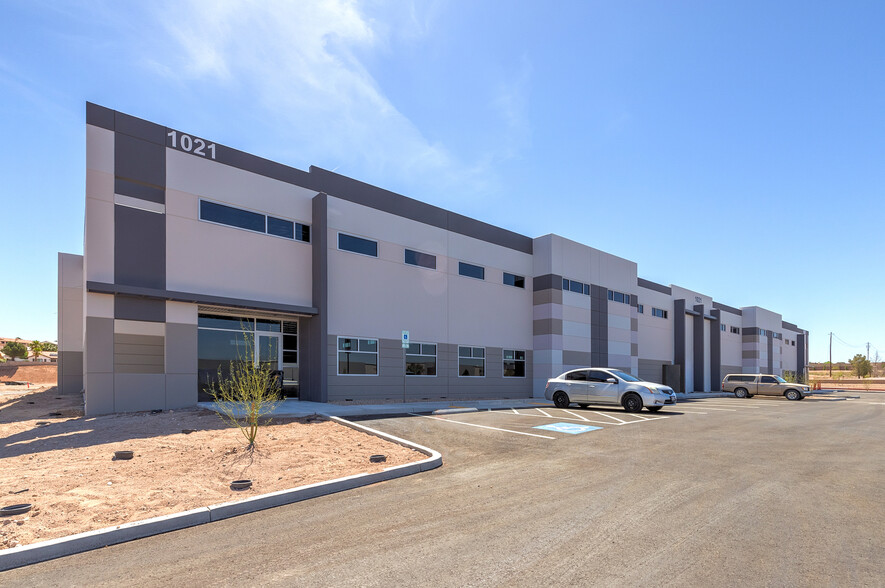 1021-1025 Nancy Jay St, Henderson, NV en alquiler - Foto del edificio - Imagen 2 de 14