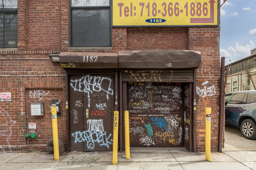 1182 Flushing Ave, Brooklyn, NY en venta - Foto del edificio - Imagen 2 de 6