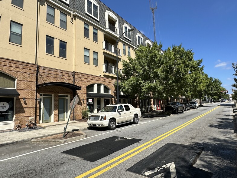 880 Glenwood Ave SE, Atlanta, GA en alquiler - Foto del edificio - Imagen 3 de 7