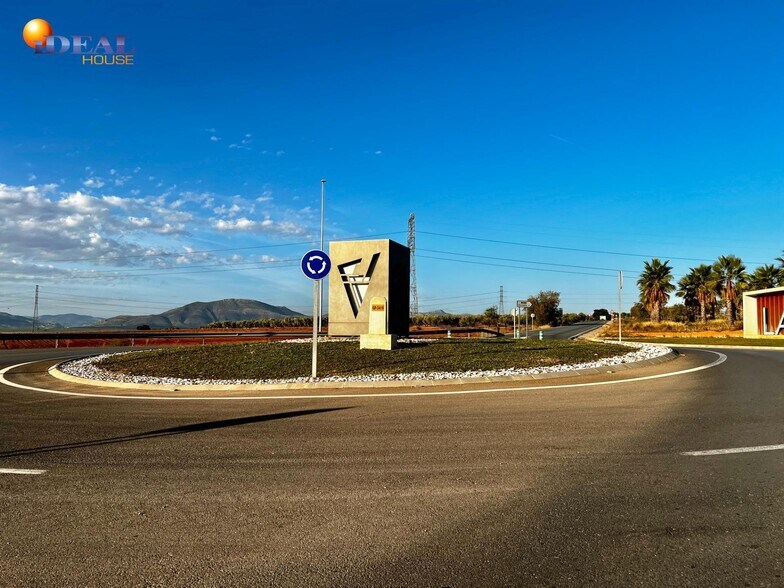 Terreno en Albolote, Granada en venta - Foto del edificio - Imagen 3 de 7