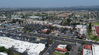 3325-3425 E Chapman Ave, Orange, CA - VISTA AÉREA  vista de mapa - Image1