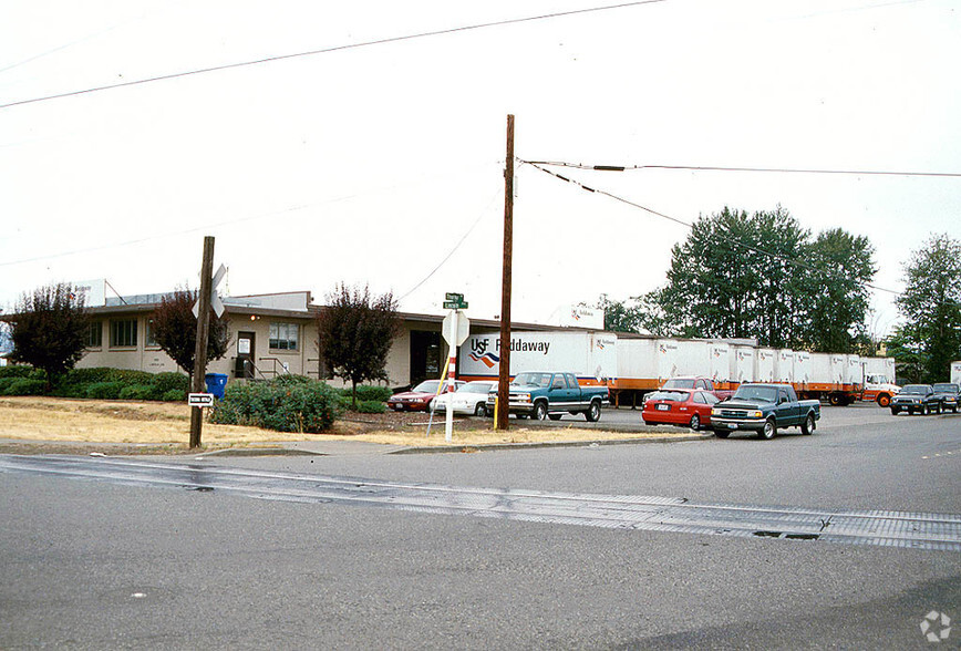 1955 E Lincoln Ave, Tacoma, WA en alquiler - Foto del edificio - Imagen 3 de 5